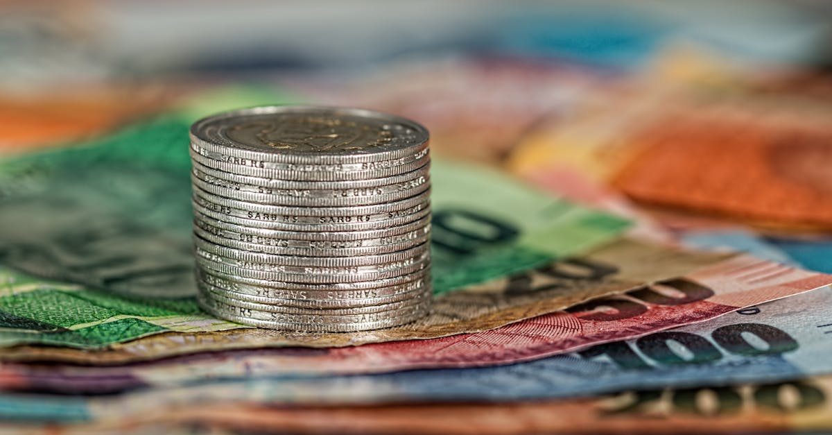 découvrez tout ce qu'il faut savoir sur les devises : définitions, types de monnaies, taux de change et leur impact sur l'économie mondiale. informez-vous sur l'importance des monnaies dans les échanges commerciaux et les investissements.